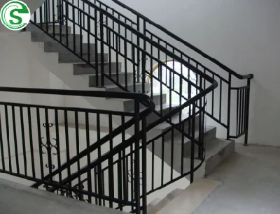 Facile à assembler des conceptions de rampes d'escalier en métal modernes à vendre